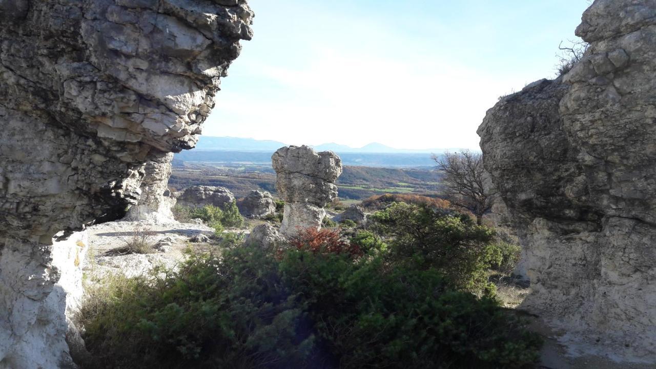 Villa La Lurette, Appartement Et Studio Saint-Étienne-les-Orgues Dış mekan fotoğraf