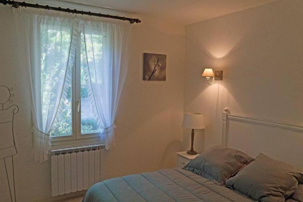 Villa La Lurette, Appartement Et Studio Saint-Étienne-les-Orgues Dış mekan fotoğraf