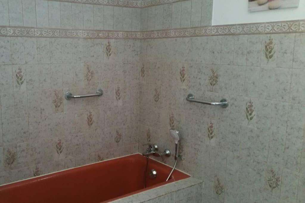 Villa La Lurette, Appartement Et Studio Saint-Étienne-les-Orgues Dış mekan fotoğraf