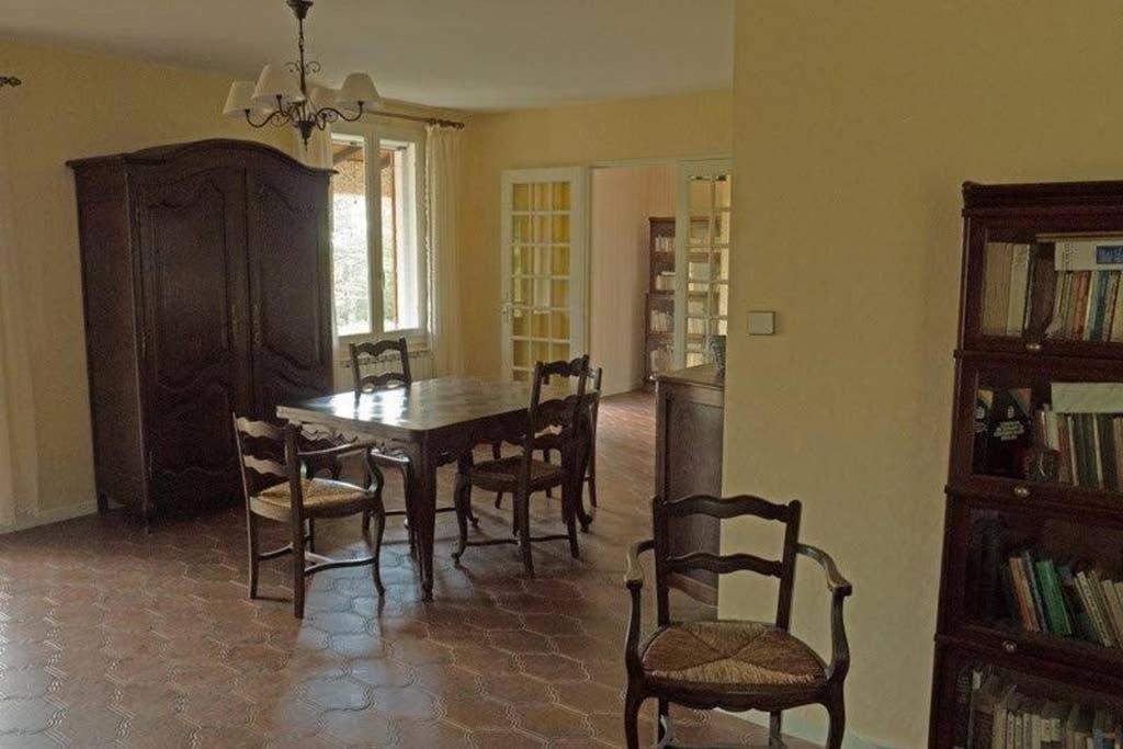 Villa La Lurette, Appartement Et Studio Saint-Étienne-les-Orgues Dış mekan fotoğraf