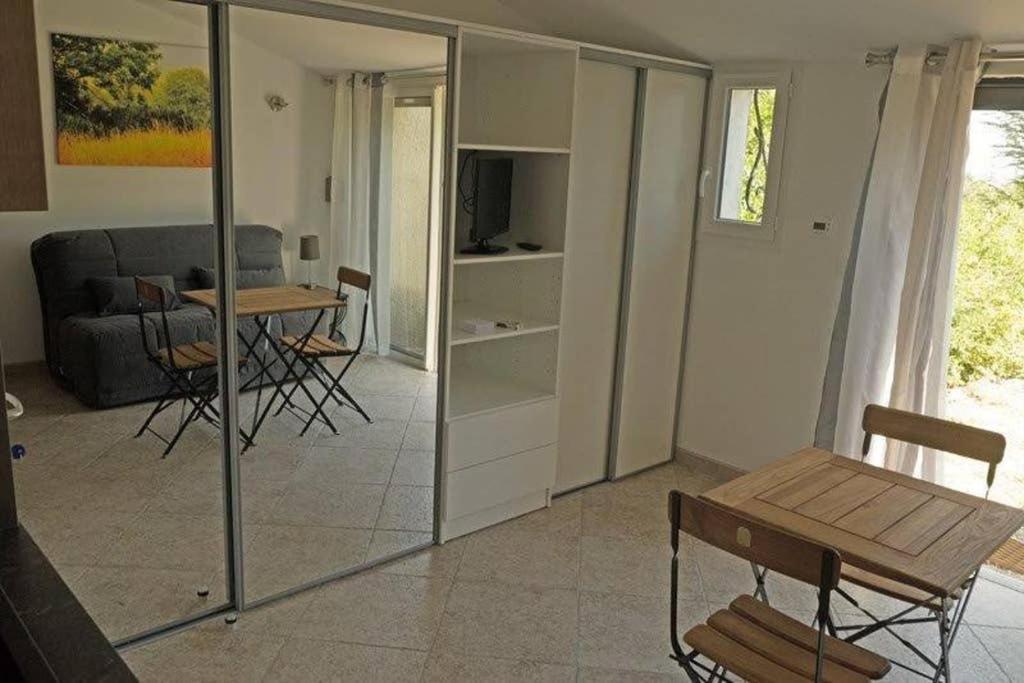 Villa La Lurette, Appartement Et Studio Saint-Étienne-les-Orgues Dış mekan fotoğraf