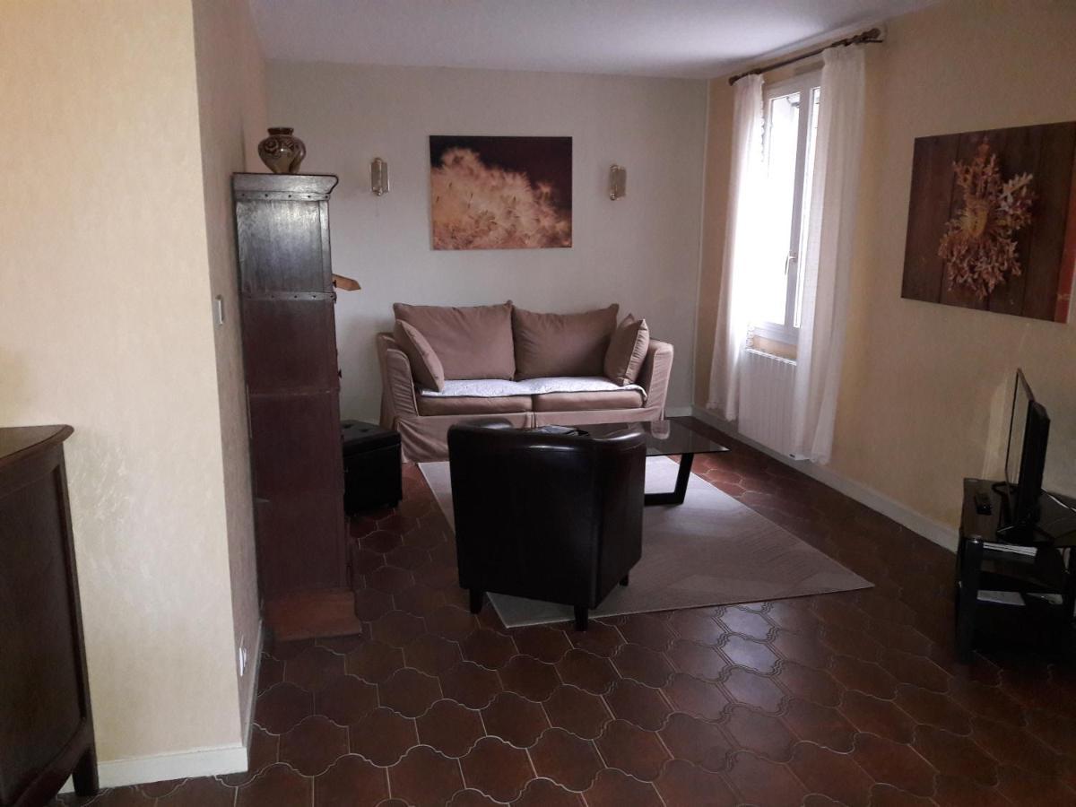 Villa La Lurette, Appartement Et Studio Saint-Étienne-les-Orgues Dış mekan fotoğraf