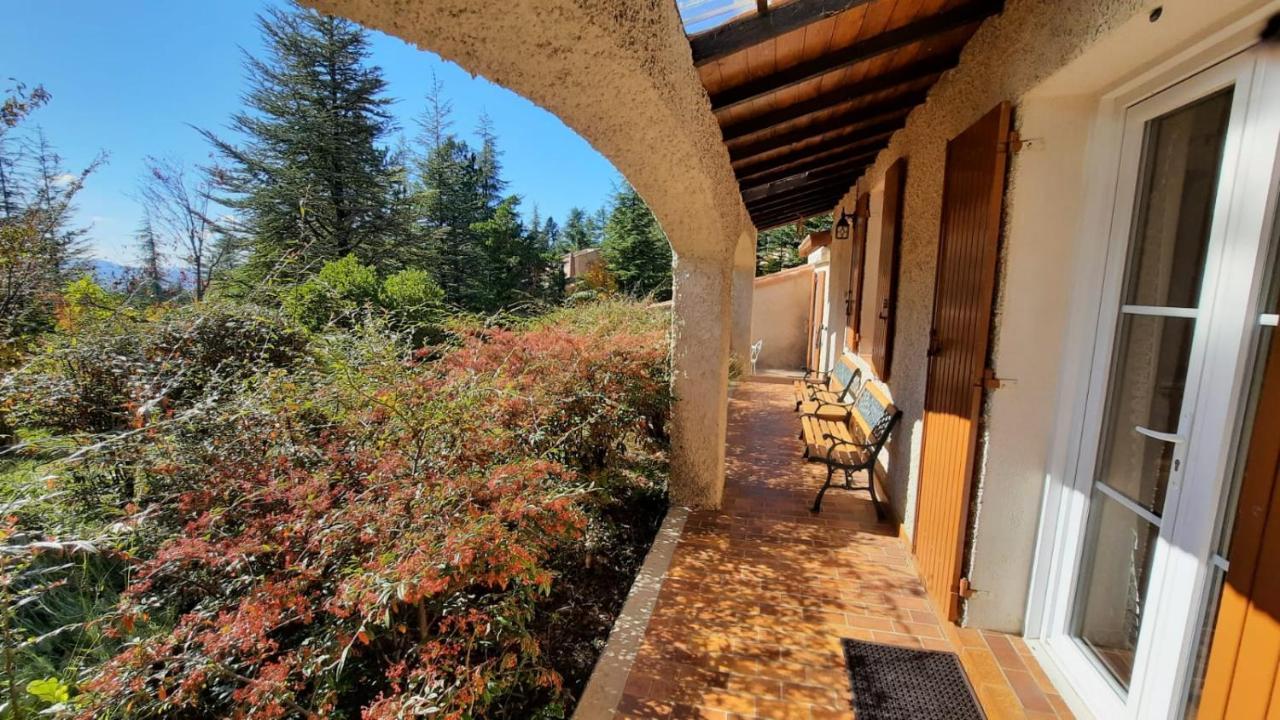 Villa La Lurette, Appartement Et Studio Saint-Étienne-les-Orgues Dış mekan fotoğraf