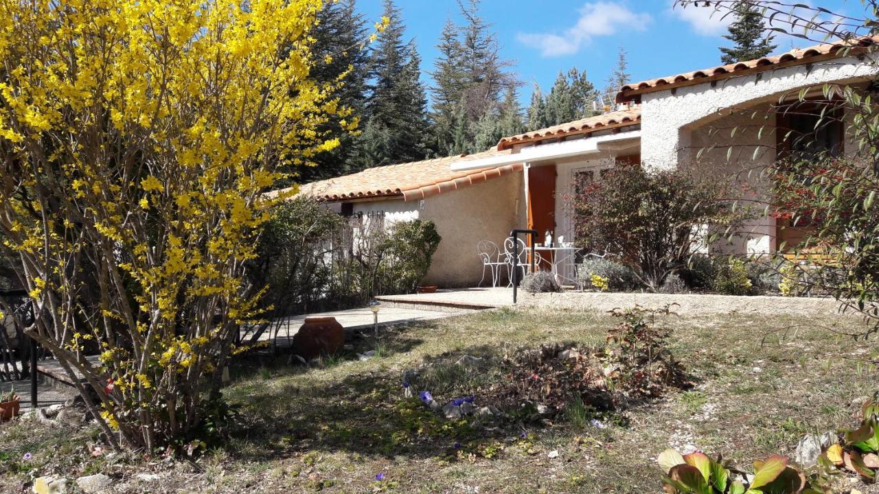 Villa La Lurette, Appartement Et Studio Saint-Étienne-les-Orgues Dış mekan fotoğraf